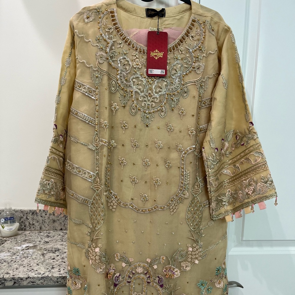 Salwar kameez